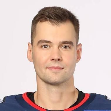 Максим Летунов