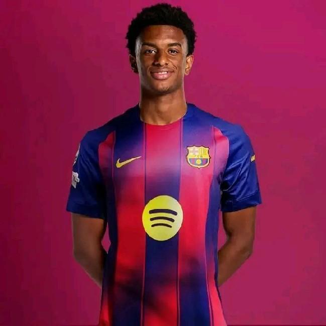 LB | Alejandro Balde