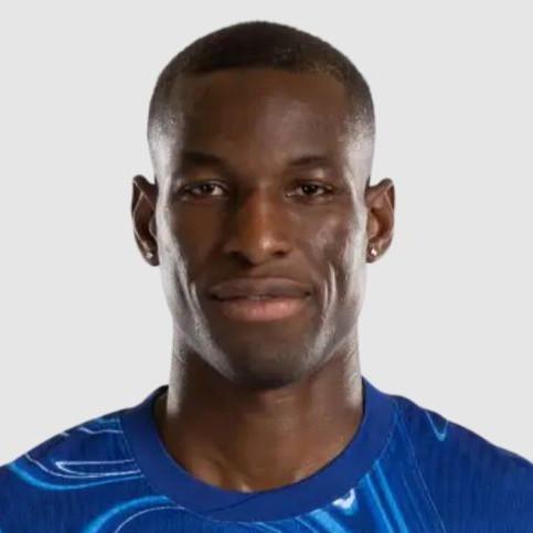 ST | Nicolas Jackson