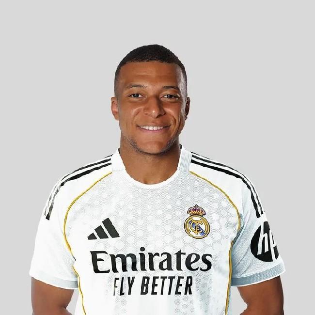 ST | Kylian Mbappé