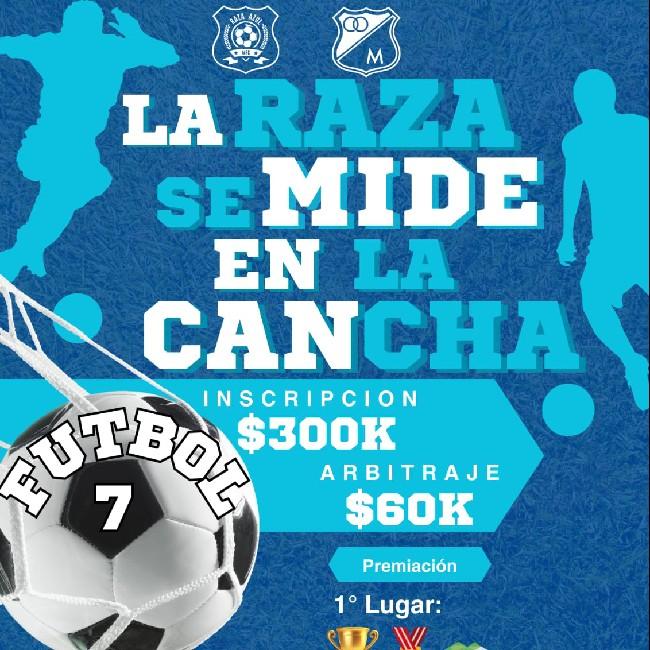 LA RAZA SE MIDE EN LA CANCHA