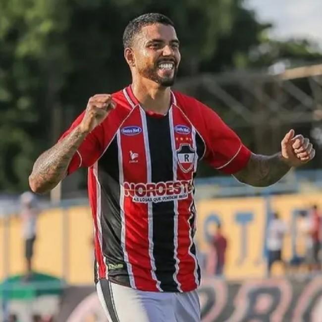 Lucas Mingoti de Brito