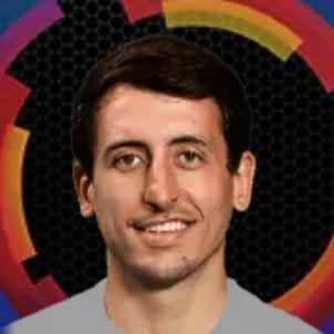 Mike Oyarzabal