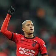 Vitor Roque