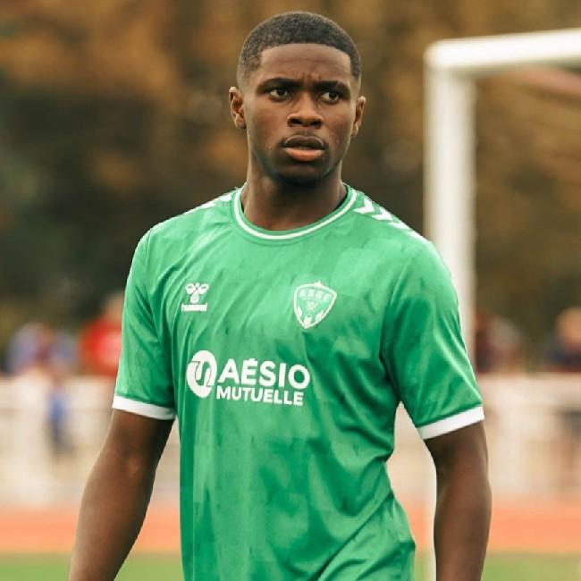 Yanis Lhéry