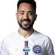 Everton Ribeiro
