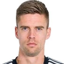 🇳🇴 M. Henriksen