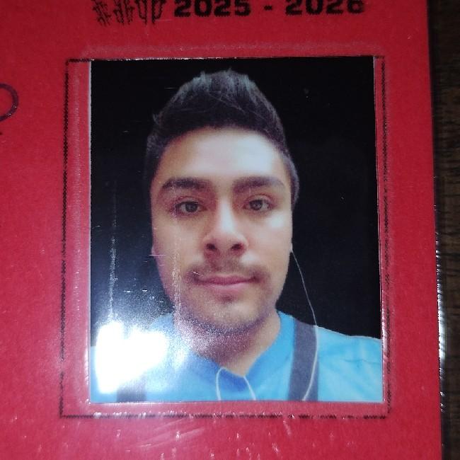 CARLOS AQUINO