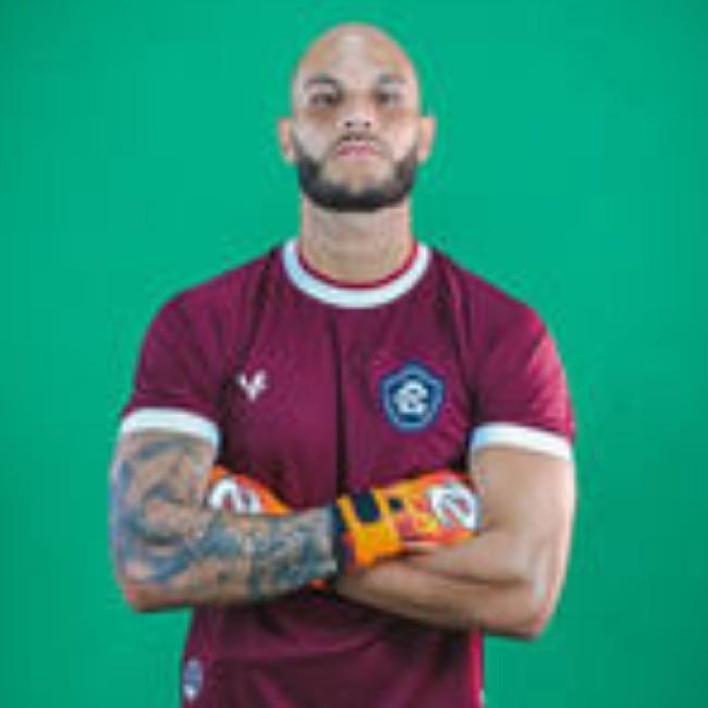 V. M. Lube Moreira