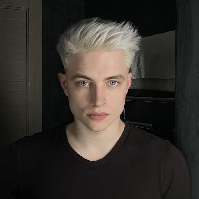 Adriano Shekowsky