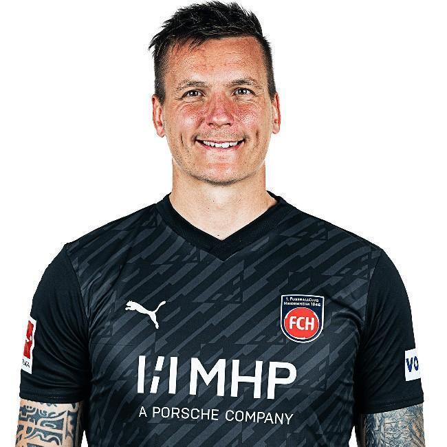 • Kevin Müller