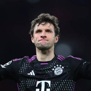 THOMAS MULLER