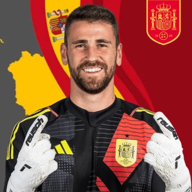 UNAI SIMON
