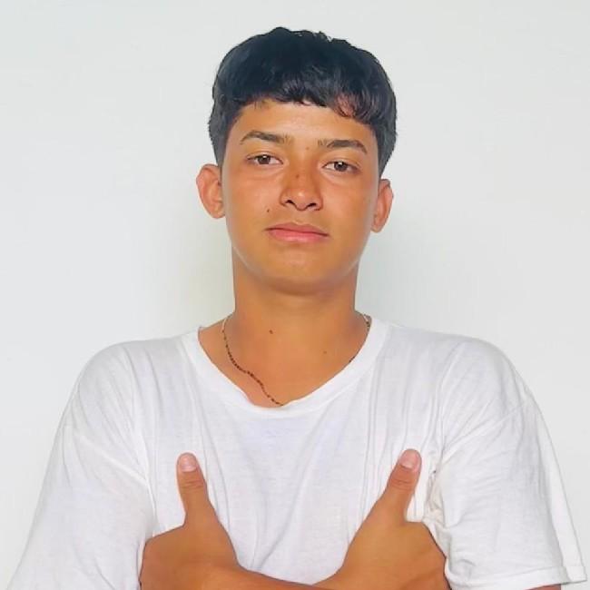 Adilson Menjívar