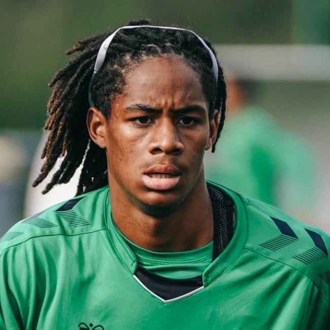 Mathis Amougou (69)