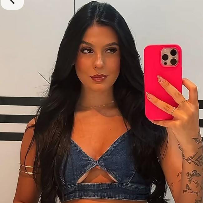Ana Castela