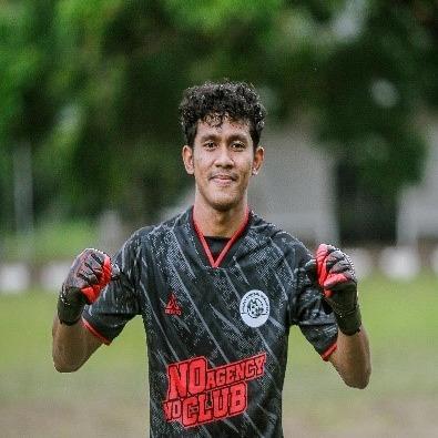 Valentinus Riwandi Dale(GK)