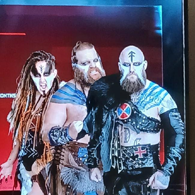 WAR RAIDERS