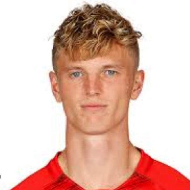 🇮🇸 A. Guðmundsson