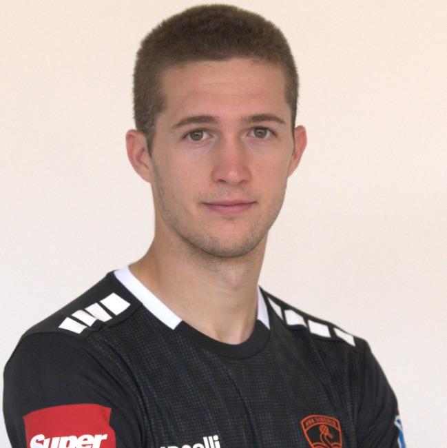 IVAN LAĆA