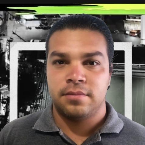 OSCAR ANDRÉS MORALES