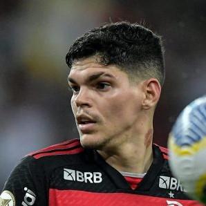Ayrton Lucas