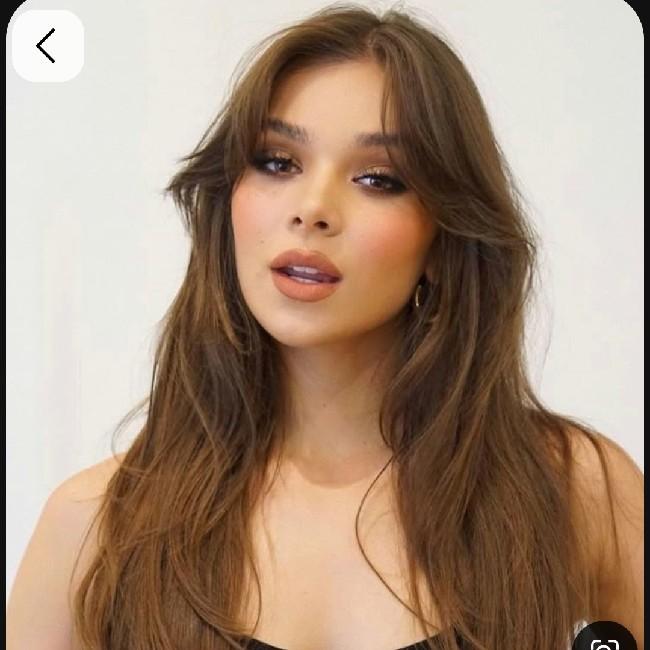 Hailee Steinfeld