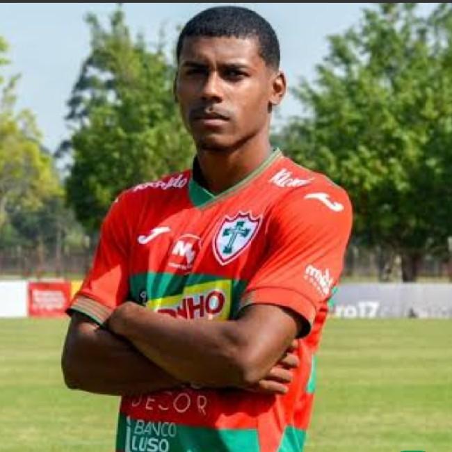 Carlos Henrique