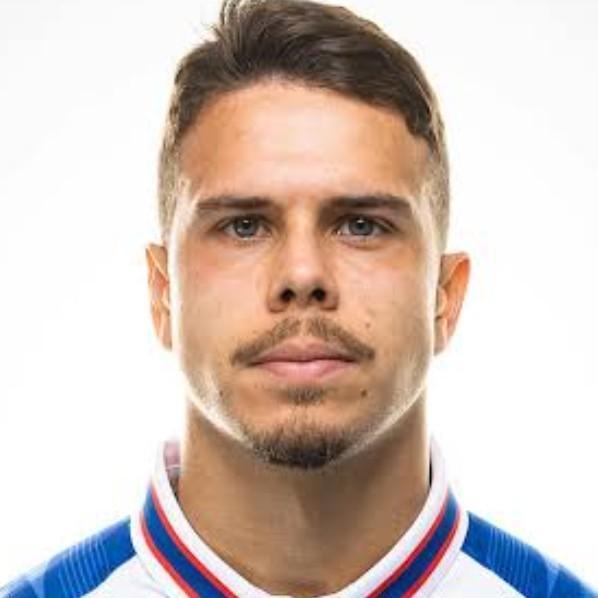 🇧🇷 Felipe Araruna