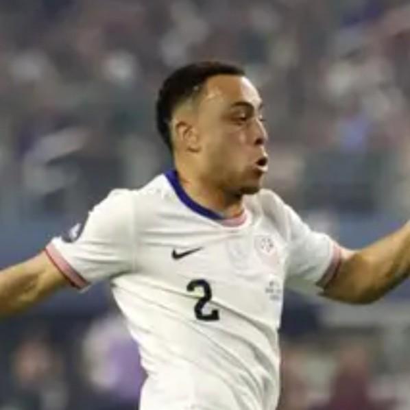 Sergiño Dest