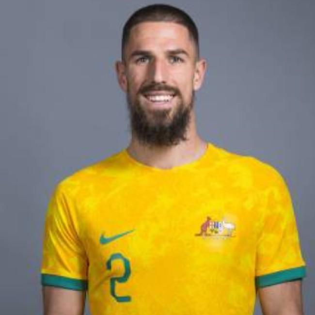 Milos Degenek
