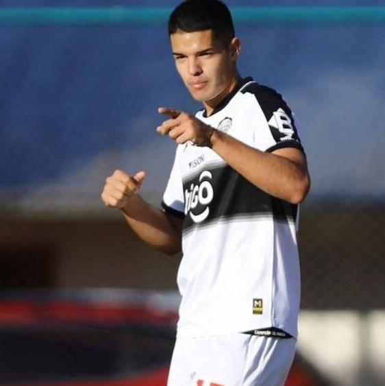 Nilson Servín