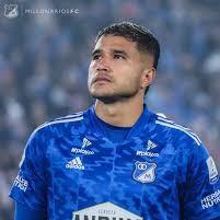Larry Vásquez