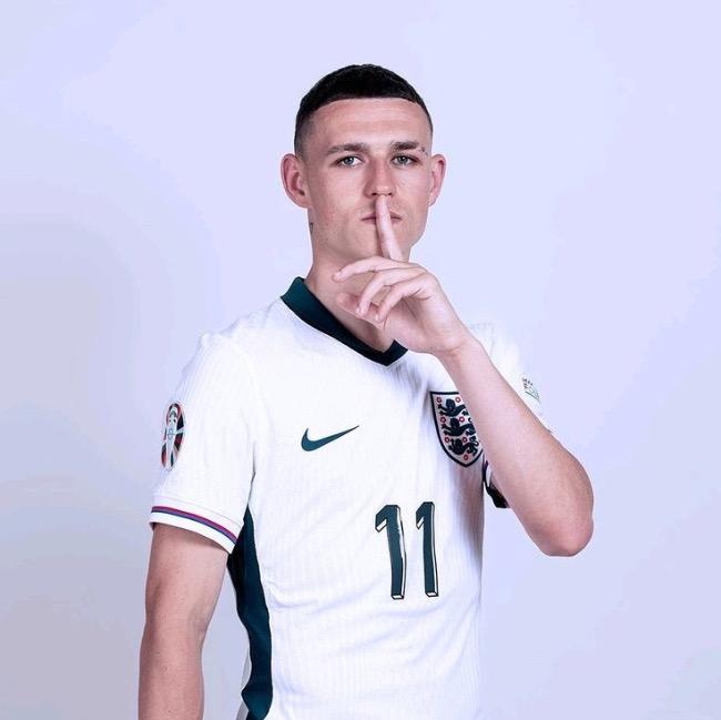 Foden / id: OEGW7218