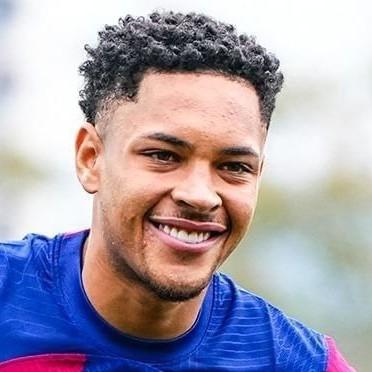 Vitor Roque