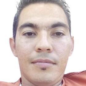 LARRY IVAN GIRALDO RUIZ