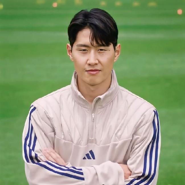 LEE KANG IN