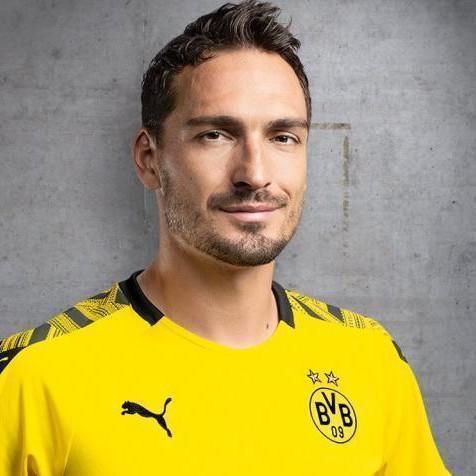 HUMMELS