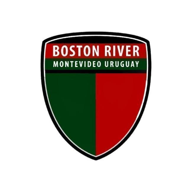 BOSTON RIVER ( URU )