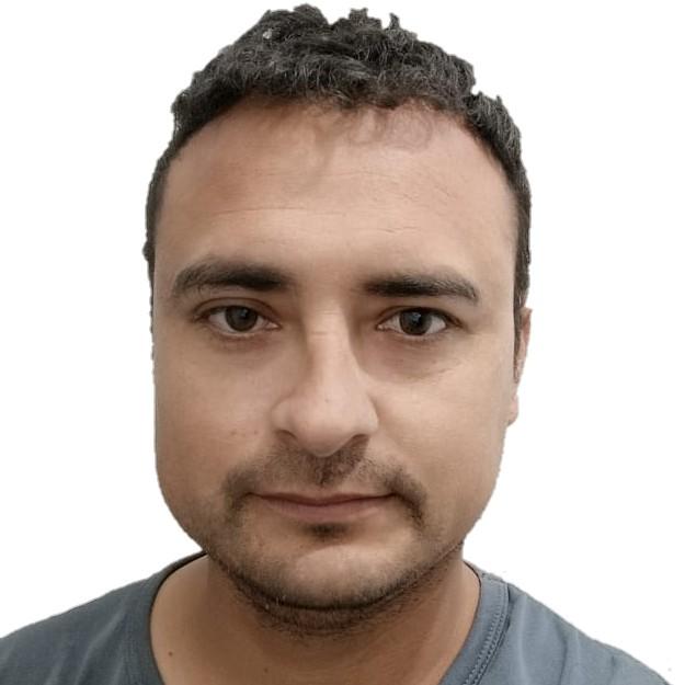 Roberto Sanhueza