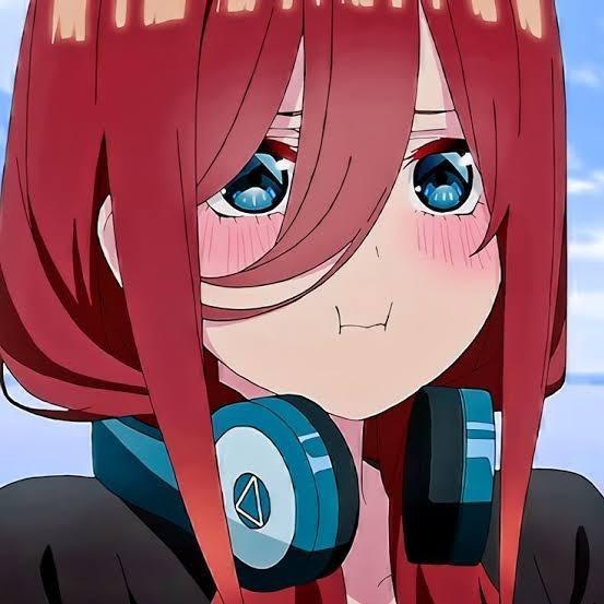 NAKANO MIKU