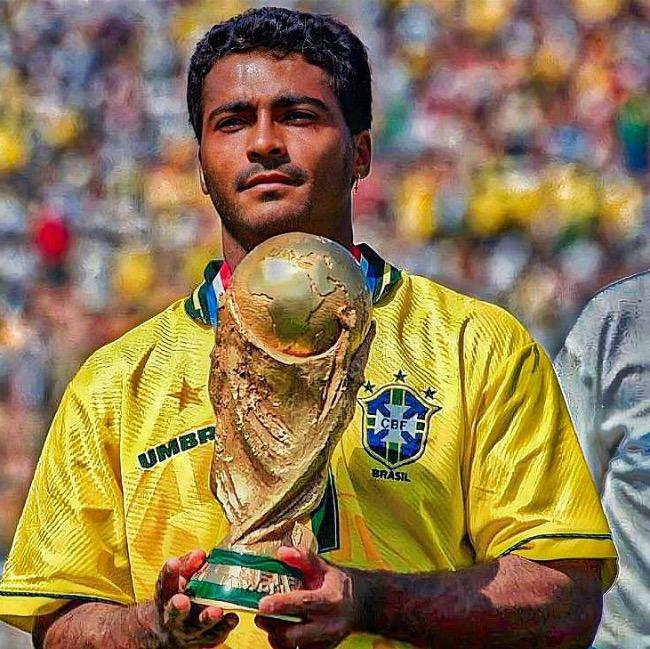 ROMÁRIO/ID:FLCR2435