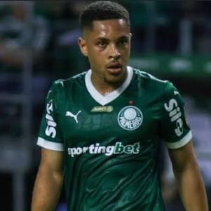 Vitor Roque
