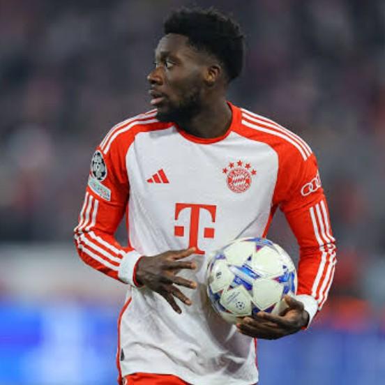 Alphonso Davies (LE)