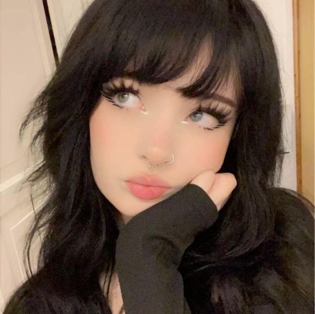 CHARLOTTE ARISA
