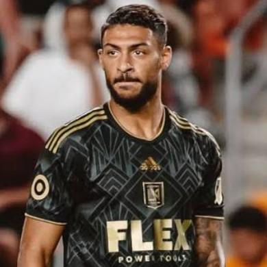Denis Bouanga