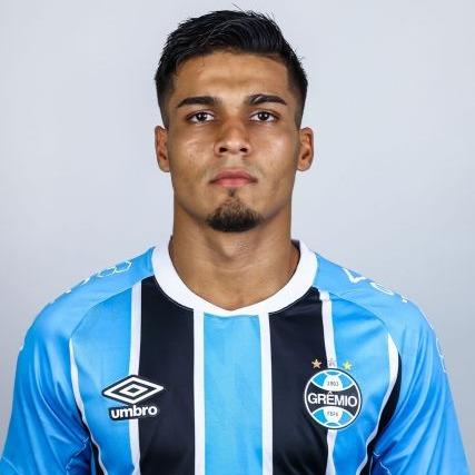 Matías Arezo