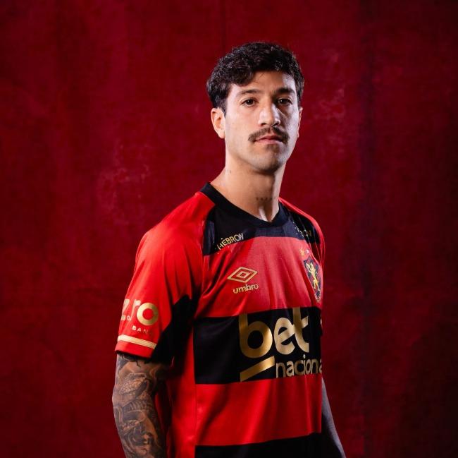 Fabrício Domínguez