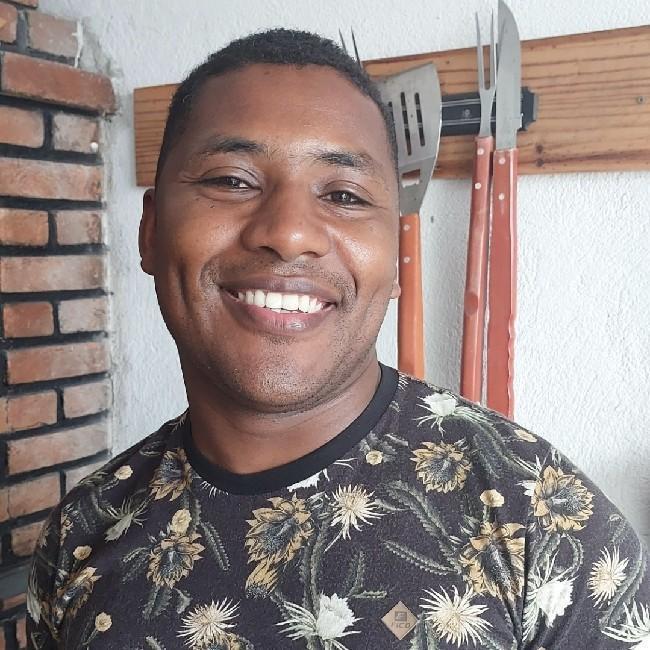 ADRIANO ARUJA