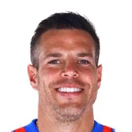 César Azpilicueta (79)